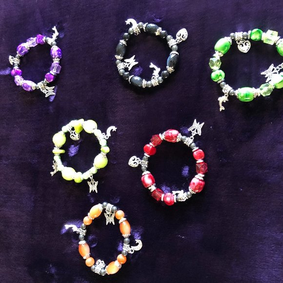 Faux Crystals & Beads Adjustable Charms Bracelet. - Picture 3 of 5